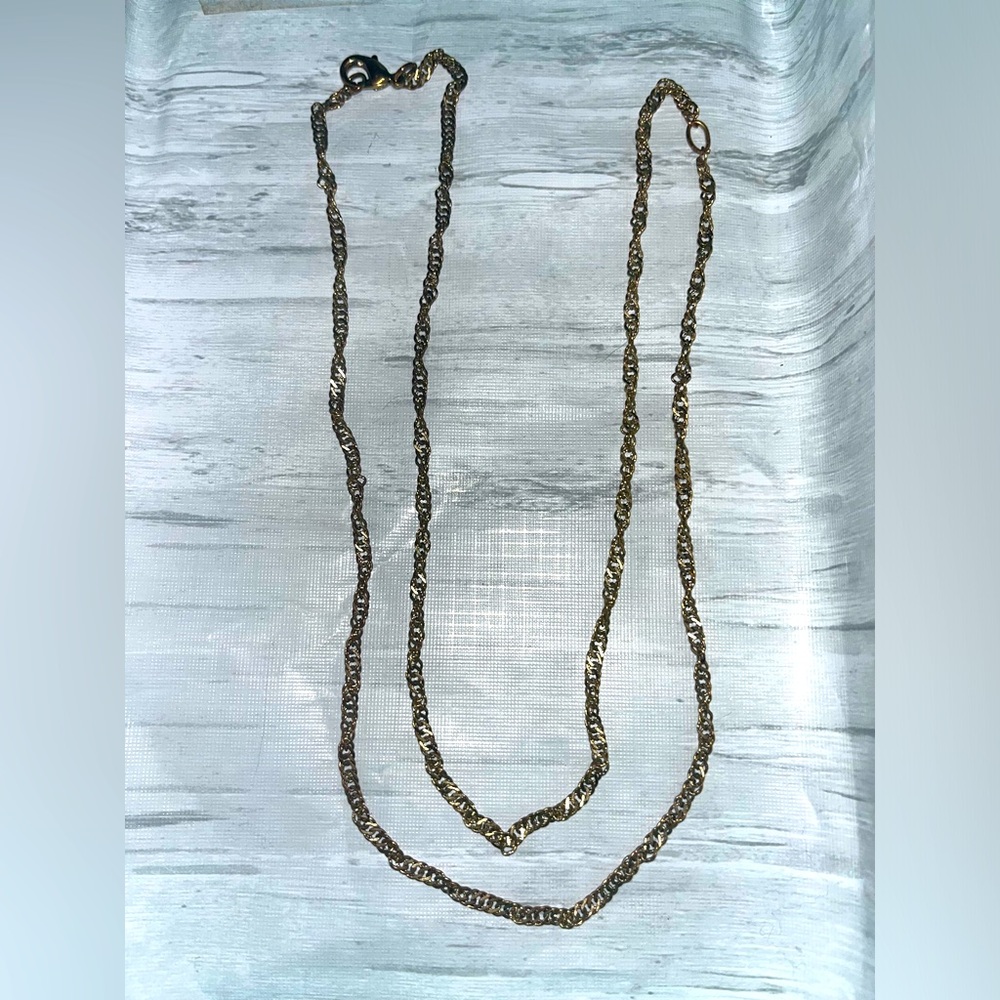 Long necklace